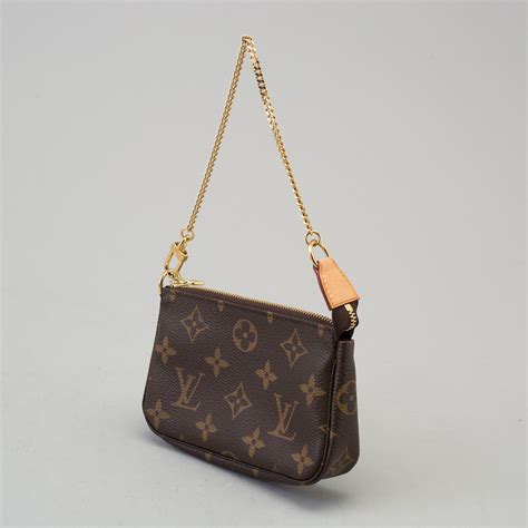 louis vuitton little bag